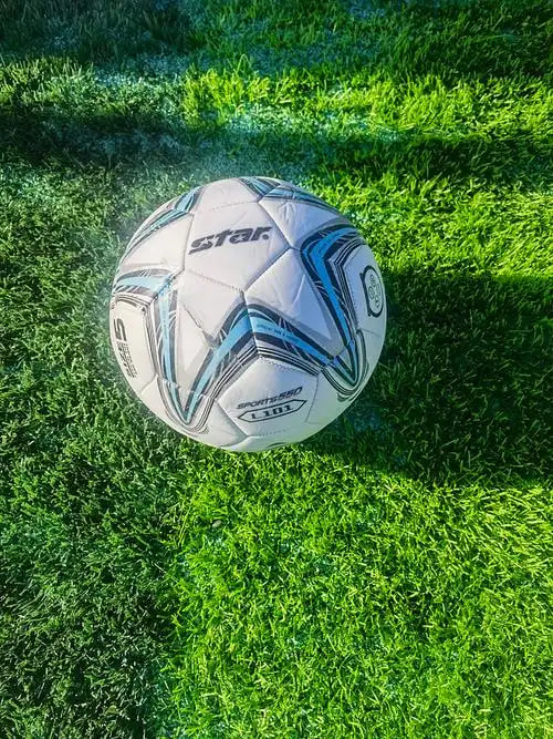 篮球教练战术研究场景